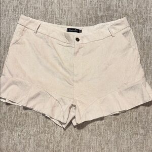 Women's 3X ruffle corduroy shorts lightweight cream color Sucrefas